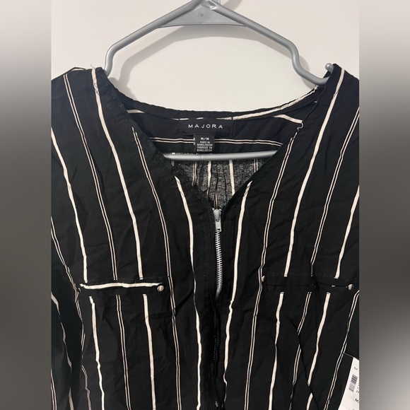 Nice half way zip down blouse from Majora - Picture 3 of 6